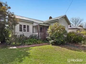 For Rent! 3 BR 27 Atkinson Street South, Collie, WA 6225