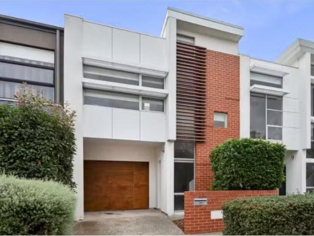 Unique 3 BR 28 Bradley Tce, Lightsview House for rent Listed.