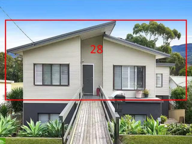 Charming 3 BR 28 Pooraka Avenue, West Wollongong, NSW 2500 H.