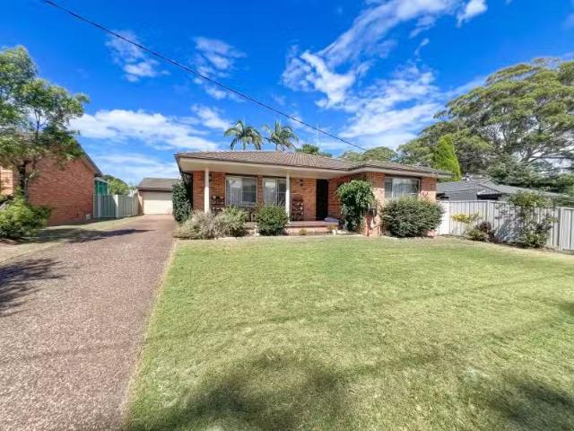 Unique 3 BR 2 Austral Street, NELSON BAY House for rent Liste.