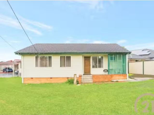 Just in! 3 BR 2 Jordan Street, Fairfield West House for rent.
