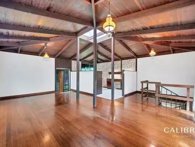 Nice 3 BR 30 Cooinda Street, The Gap, QLD 4061