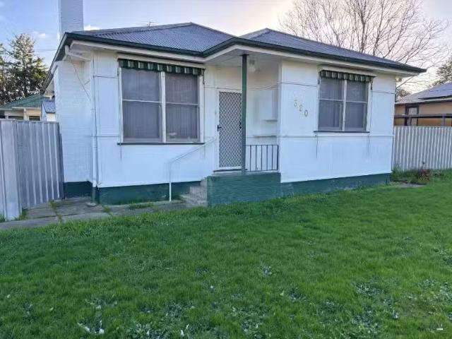 Cozy 3 BR 320 Fallon Street, ALBURY House for rent Listed by.