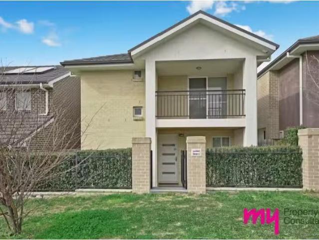 Just in! 3 BR 33 Santana Road, Campbelltown Property for rent.