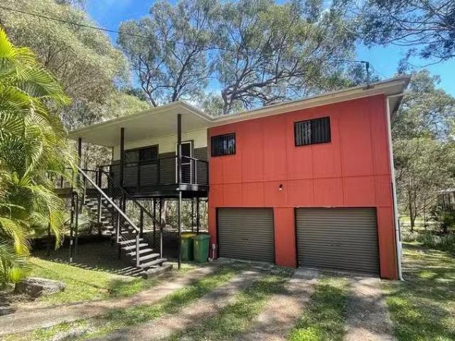 Nice 3 BR 34 Jasper Street, Russell Island, QLD 4184