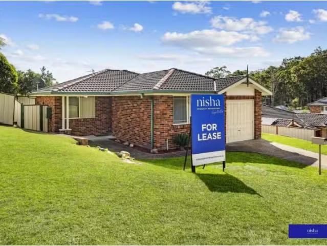 Cozy 3 BR 37 Cavalier Crescent, VALENTINE House for rent List.