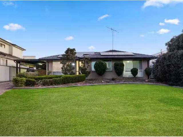 Just in! 3 BR 37 Weaver Street, Erskine Park House for rent L.