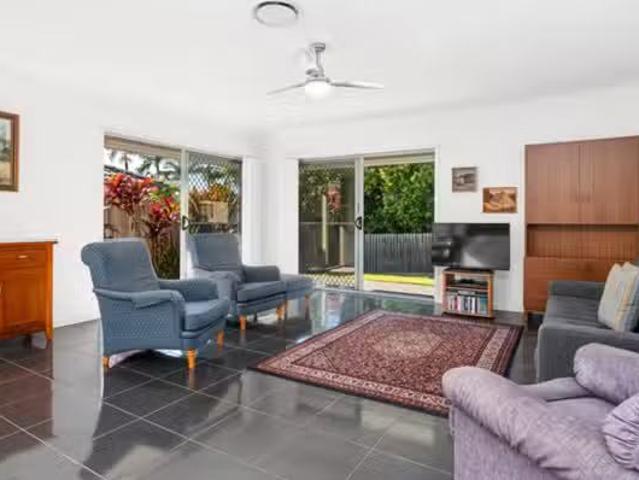 Rental! 3 BR 7 Botticelli Close, Carseldine, QLD 4034