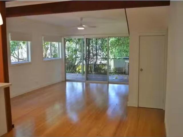 For Rent! 3 BR 7 Neotsfield Avenue, Dangar Island House for re.