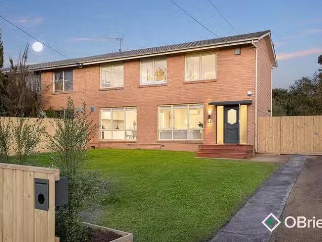 Deal! 3 BR 42 Moreton Street, Frankston North, VIC 3200