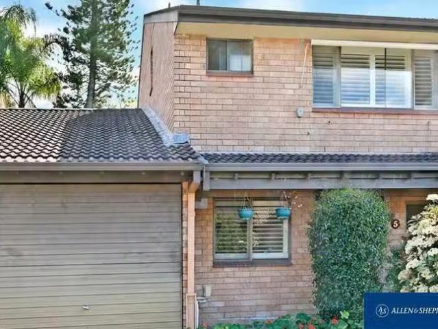 Charming 3 BR 5/10 Loch Maree Avenue, Thornleigh, NSW 2120
