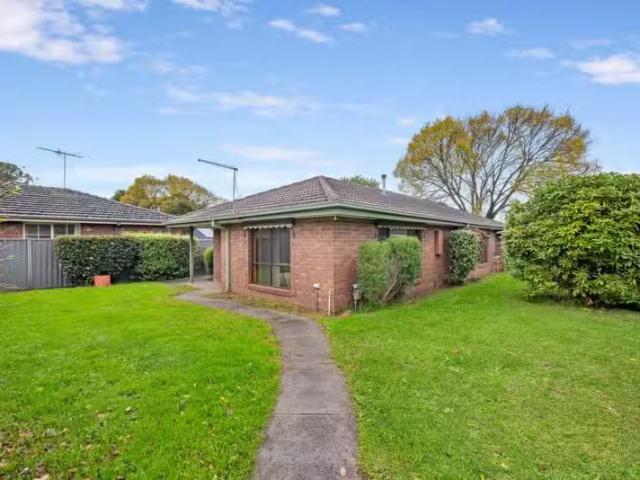 Nice 3 BR 531A Monbulk Road, Monbulk VIC 3793 House For Lease