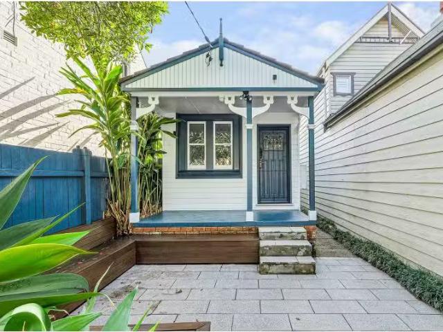 For Rent! 3 BR 54 O'Neill Street, Lilyfield House for rent Li.