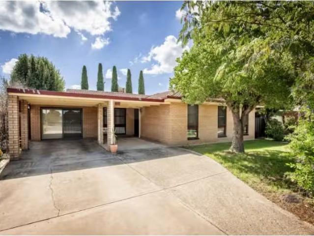 Nice 3 BR 572 Iluka Crescent, LAVINGTON House for rent Listed.