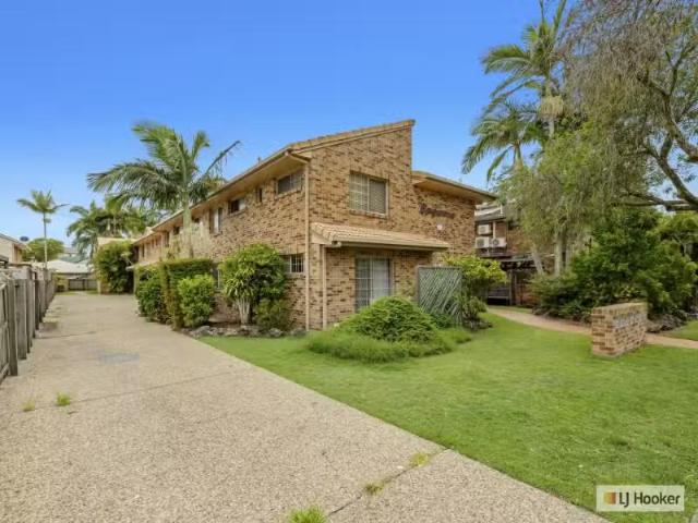 Cozy 3 BR 6/11 Beach Street, KINGSCLIFF Apartment for rent Li.
