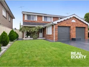 Cozy 3 BR 68a Nottingham Crescent, CHIPPING NORTON Townhouse f.