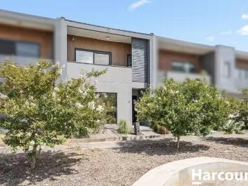 Cozy 3 BR 6 Treeve Parkway, WERRIBEE, VIC 3030 House for Rent