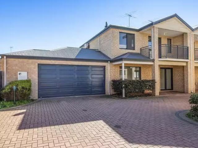 Unique 3 BR 7/42 Shannon Road, Mandurah, WA 6210