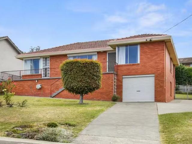 Nice 3 BR 88 Norma Street, HOWRAH, TAS 7018 House for Rent