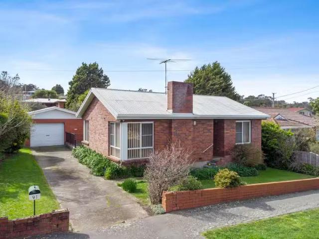 Nice 3 BR 91 Ravenswood Road, RAVENSWOOD, TAS 7250 House for.