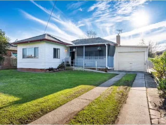 Nice 3 BR 967 CARCOOLA STREET, NORTH ALBURY House for rent Li.
