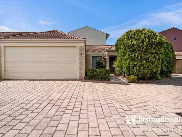 Cozy 3 BR 9/63 Ponte Vecchio Boulevard, Ellenbrook, WA 6069