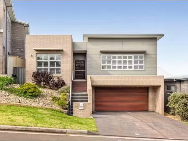 Cozy 3 BR 99 College Avenue, Flinders House for rent Listed b.