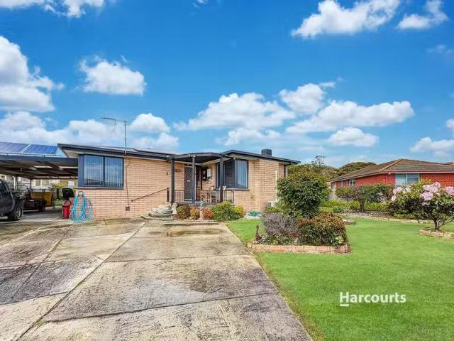 Cheap 3 BR 9 Tingha Way, ULVERSTONE, TAS 7315 House for Rent