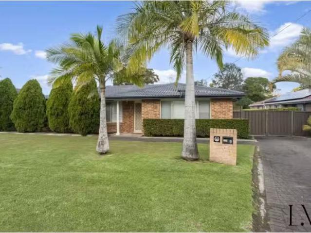 Cozy 3 BR 9 Turrama Street, Wallsend House for rent Listed by.