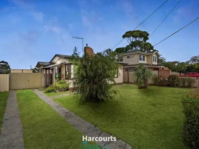 Cheap 3 BR 9 Martell Street, Broadmeadows, VIC 3047 House fo.