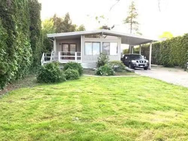 Cozy 3 BR A 5217 Central Avenue, Ladner, BC, V4K 2H1 house f.