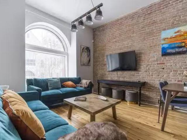 Cheap 3 BR Rue Saint Denis