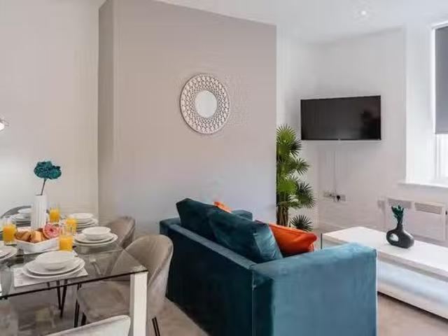 New 3 BR Well Head Drive