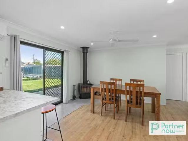 Charming 3 Grant Street, Kootingal, NSW 2352