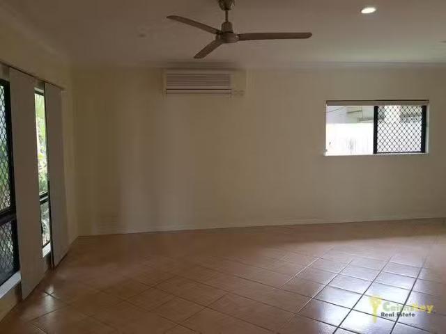 Cozy 3 Dodd Court, Mooroobool, QLD 4870