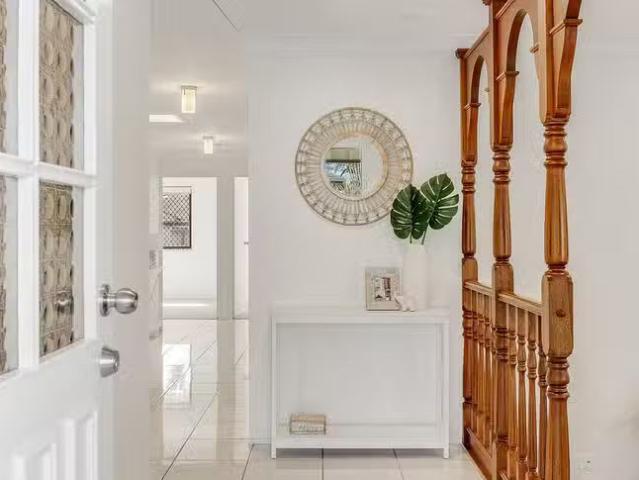 Nice 3 Koala Street, Harristown, QLD 4350