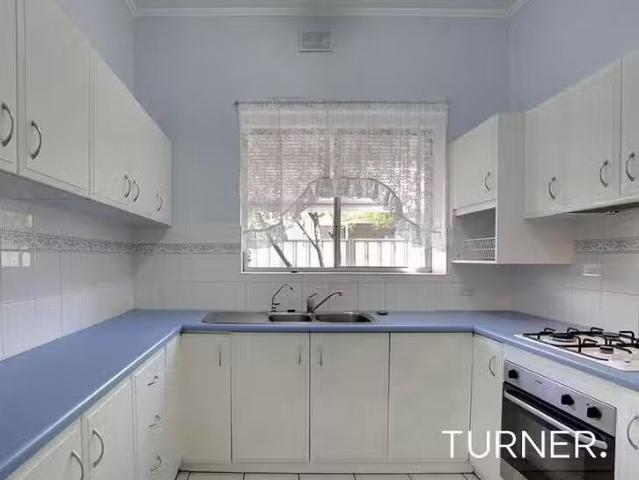 For Rent! 3 Junction Street, Largs Bay, SA 5016
