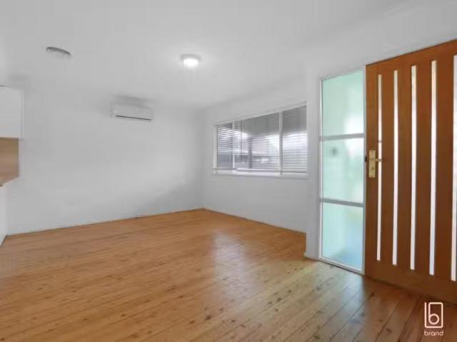 Just in! 3 Lawson Street, NORAH HEAD House for rent Listed by.