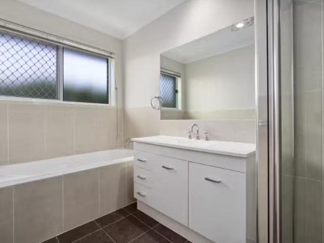 Charming 3 Morris West Street, Franklin House for rent Listed.