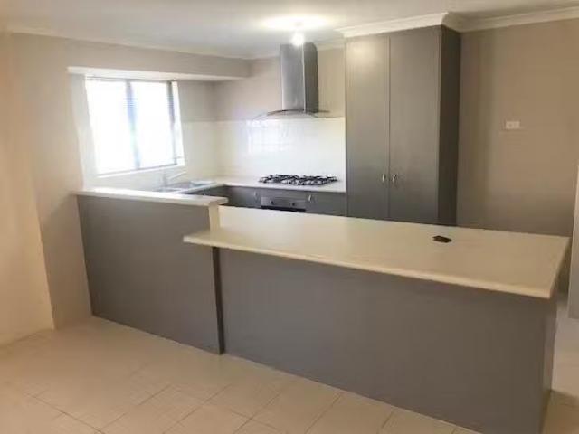 Cozy 3 Plunkett Turn, Canning Vale, WA 6155