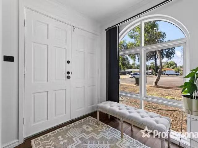 Just in! 3 Reed Court, Parafield Gardens, SA 5107