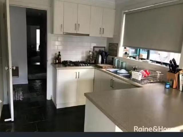 Nice 3 Wilkinson Court, Roxburgh Park, VIC 3064
