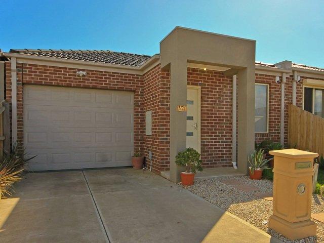 Cozy 3BR Truganina Gem with Designer Kitchen, Dual Living & Easy Care Lifestyle