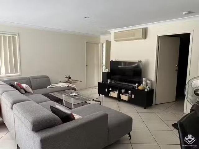 Nice 44/36 Rushton Street, Runcorn, QLD 4113