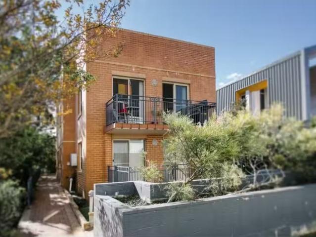 Rental! 4/44 Loftus Street, WOLLONGONG Apartment for rent Lis.
