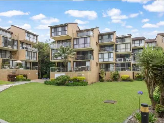 Cheap 44/58 Pacific Drive, Port Macquarie Apartment for rent.