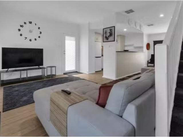 Deal! 4/4 Cowell Place, Mile End Townhouse for rent Listed by.