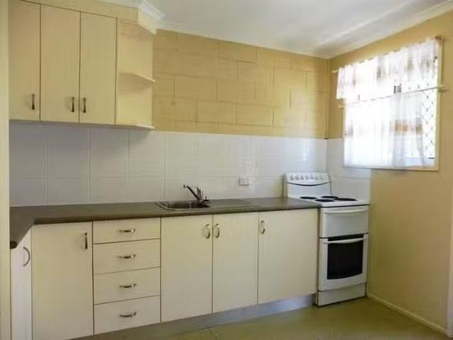 Cozy 4/4 Creal Street, East Mackay, QLD 4740