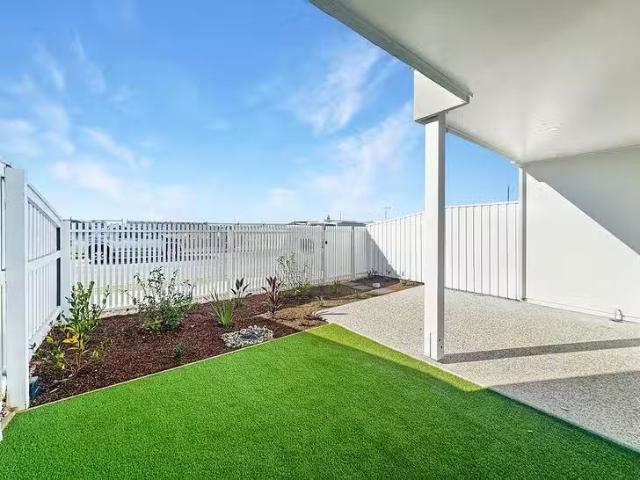 Unique 45 Sunflower Crescent, Nirimba, QLD 4551