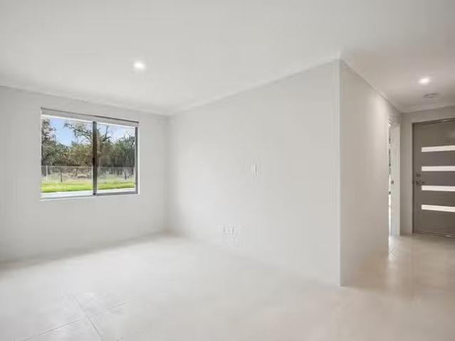 Nice 46 Killarney Loop, Gosnells, WA 6110